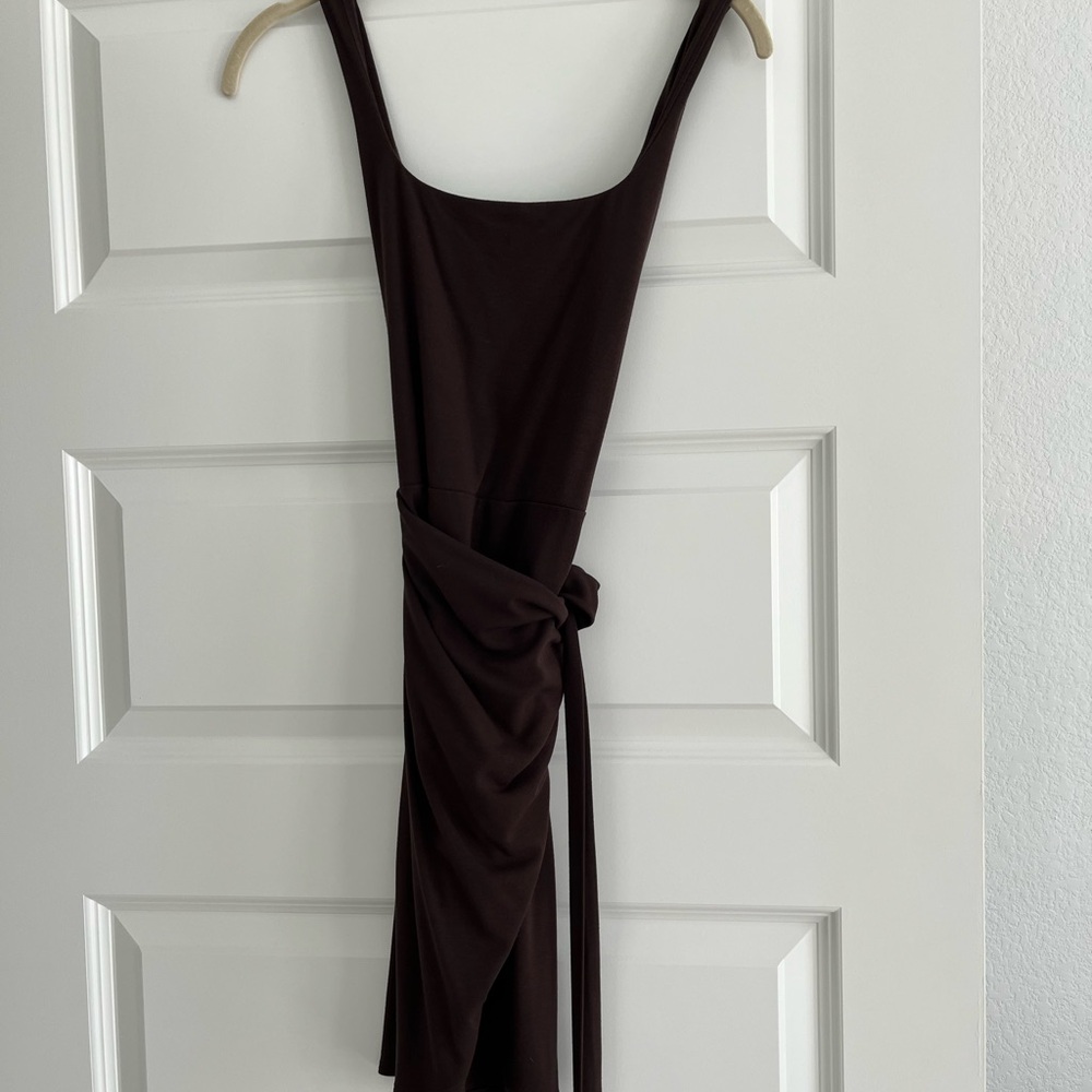 Aritzia Wilfred Saturn Mini Wrap Dress, Brown, Size Small
